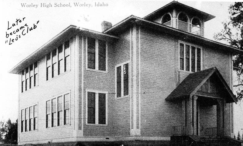 worley-high-school-which-later-became-leos-worley-clubhistsoc